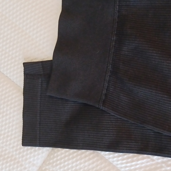 ☀️SO High Rise Seamless Ribbed High-Rise Leggings NWOT - BLACK - Picture 6 of 6